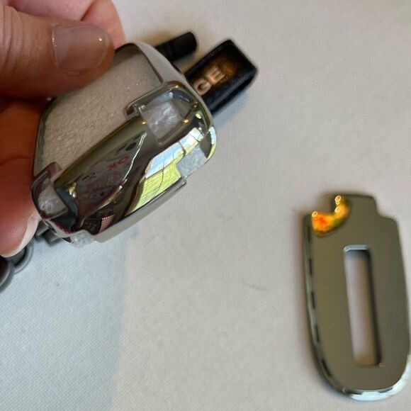 Dodge Logo key fob Keychain Black Leather and Key Fob Cover in Silver NWT - Picture 9 of 10